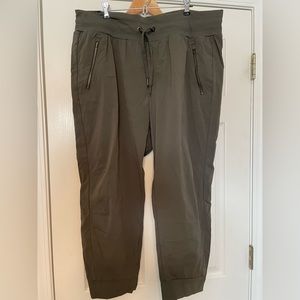Athleta Trekkie North Jogger